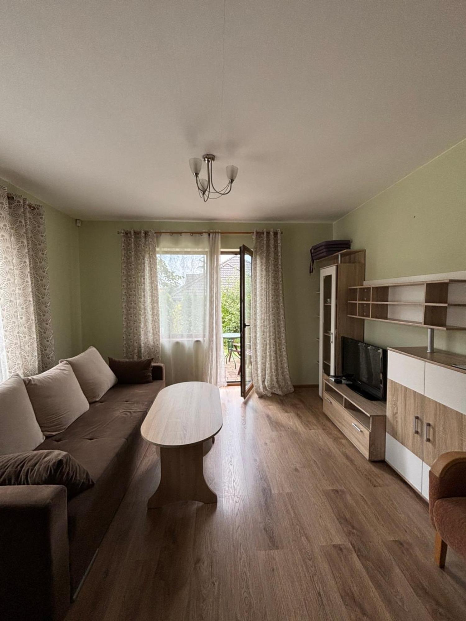 Wisniowy Sad Apartman Kudowa-Zdrój Kültér fotó