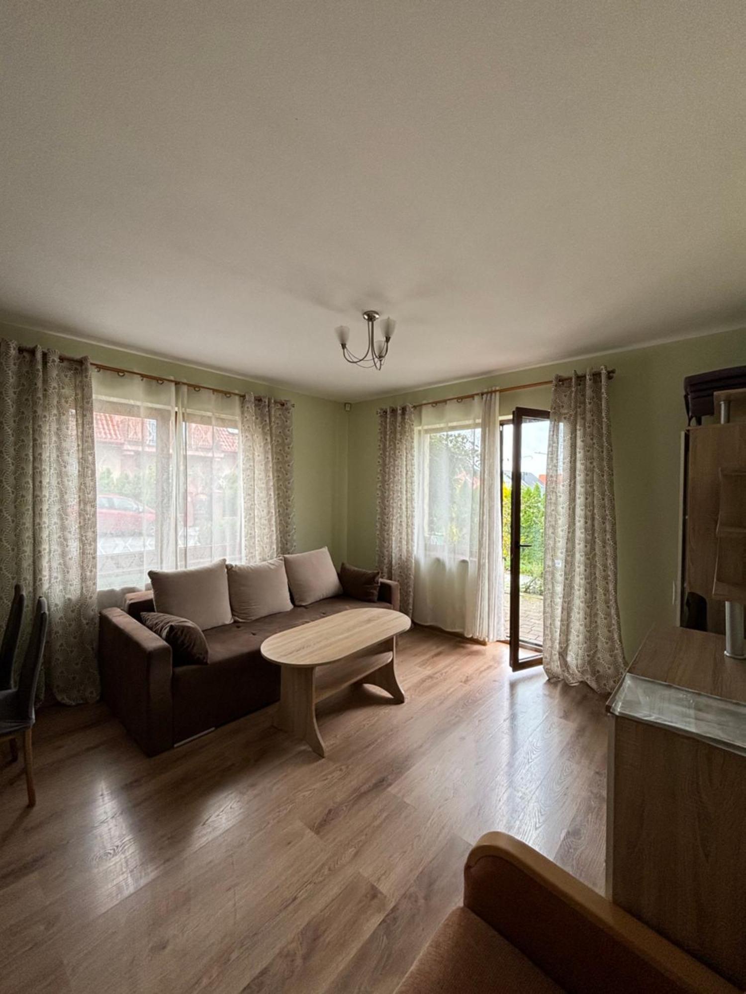Wisniowy Sad Apartman Kudowa-Zdrój Kültér fotó